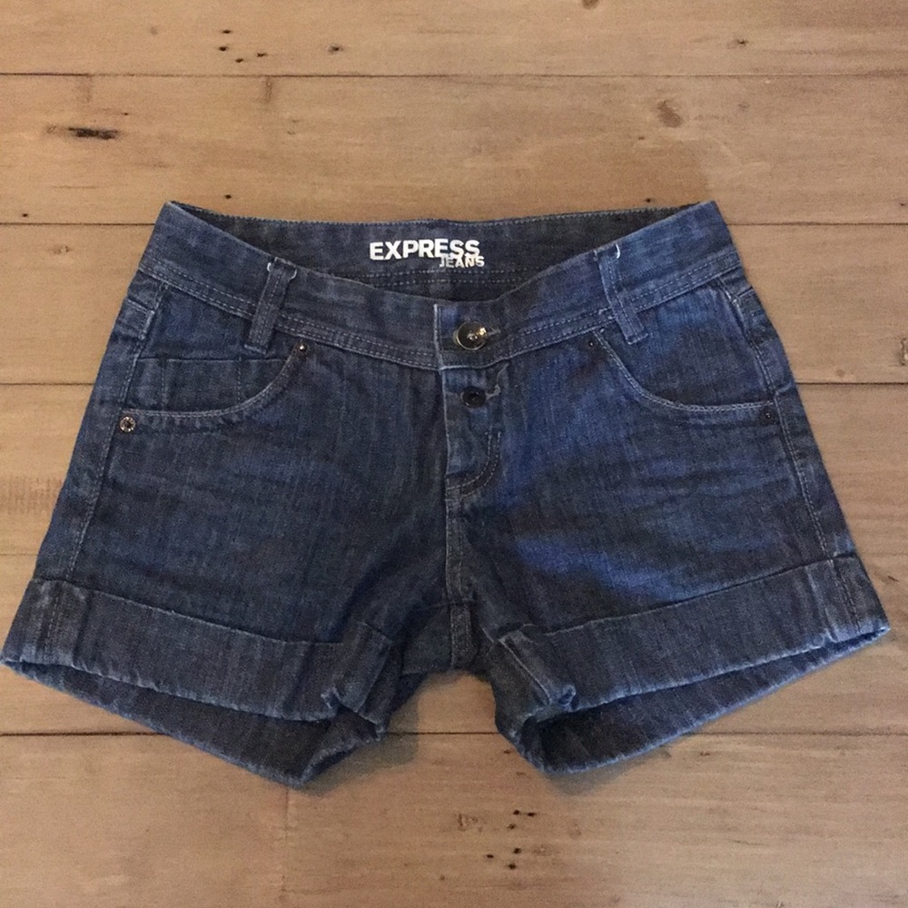 Express shorts